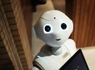 Google presenta robots que piensan antes de actuar y buscan en internet