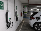 Los mejores eléctricos para ciudad con garaje comunitario: opciones prácticas y seguras