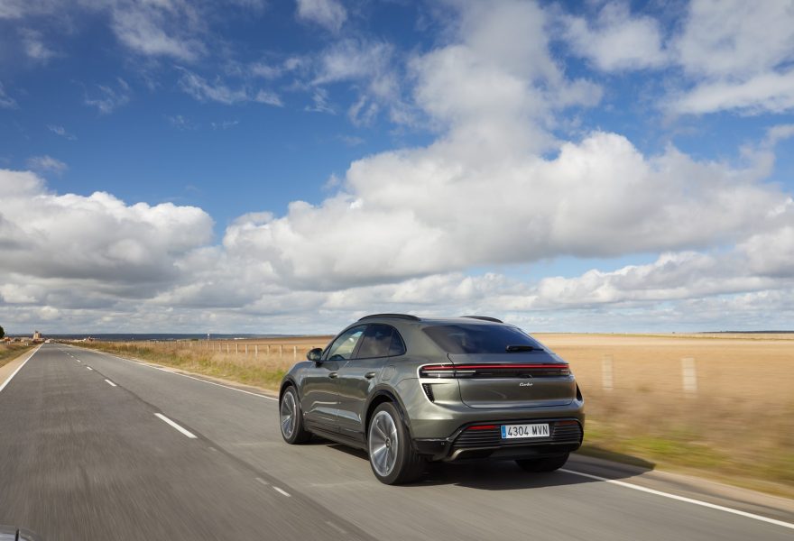 Ranking 2026: los SUV eléctricos con carga más rápida en corriente continua para viajar por España sin esperas