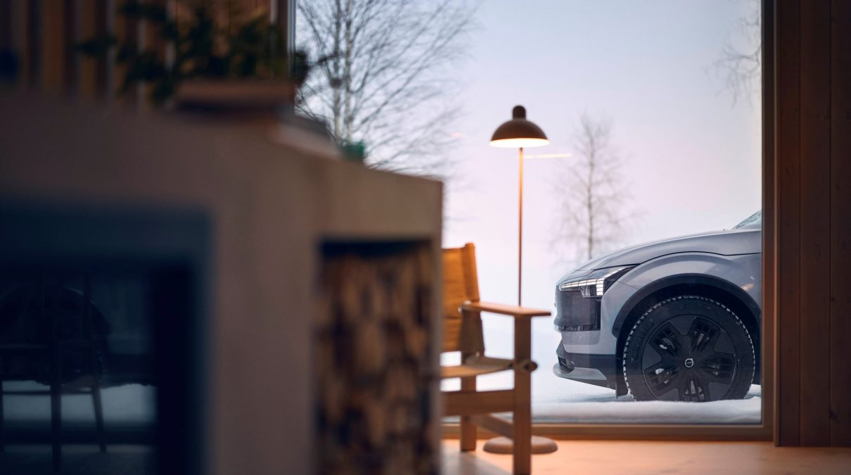 Volvo EX30: review del SUV eléctrico compacto premium que se mueve como un urbano por la ciudad