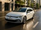 Qué es un compacto PHEV y en qué se diferencia de un híbrido autorrecargable