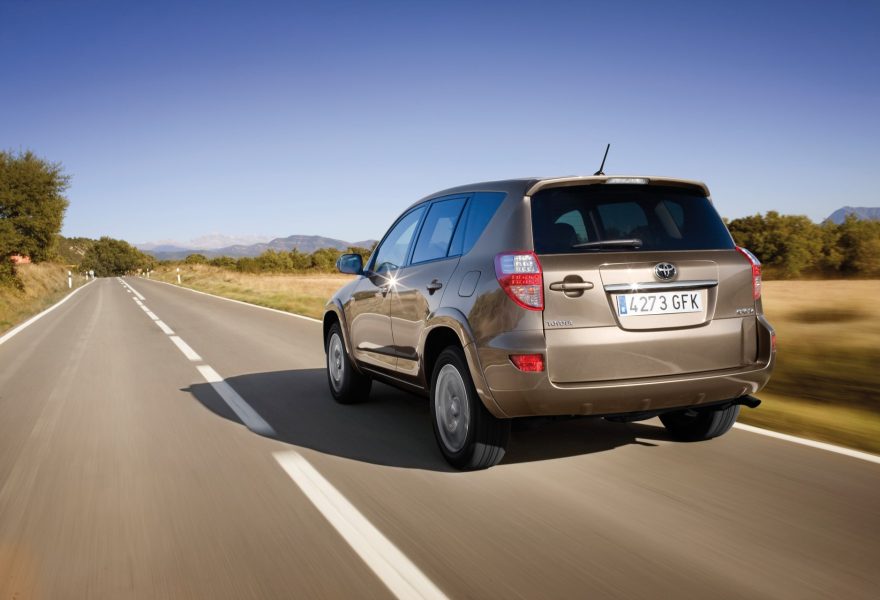 Toyota RAV4 review: el SUV-C híbrido que mantiene el listón en consumo real y fiabilidad