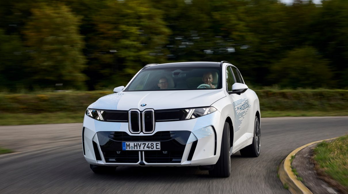 Comparativa 2026: BMW iX vs Mercedes-Benz EQE SUV por autonomía real, carga y precio
