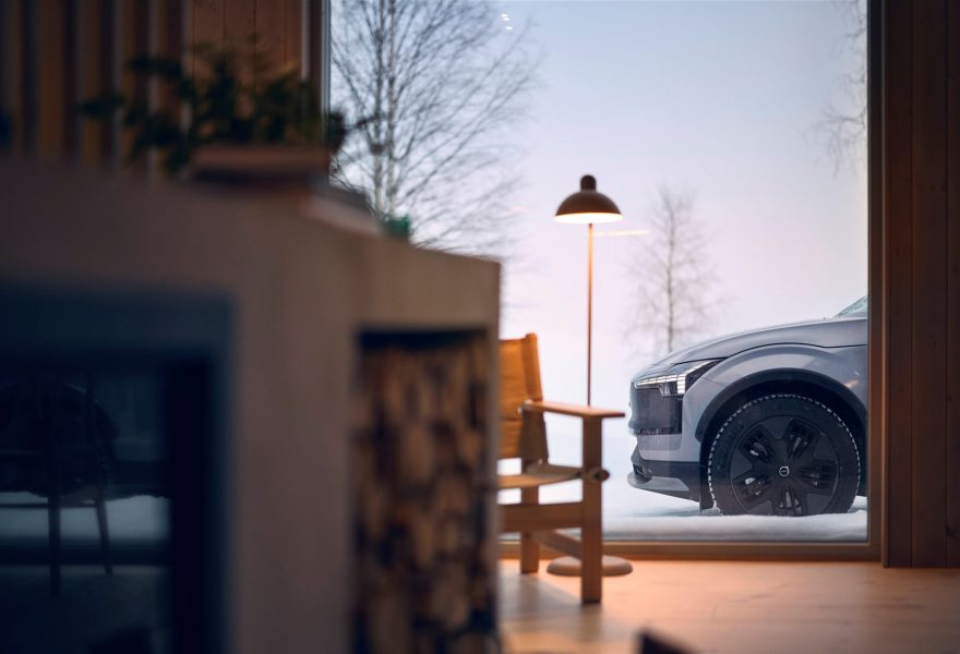 Volvo EX30 vs Smart #1: comparativa de SUV-B eléctricos urbanos por autonomía real y equipamiento