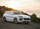 Qué es la suspensión neumática adaptativa en un SUV premium y cómo influye en consumo y confort