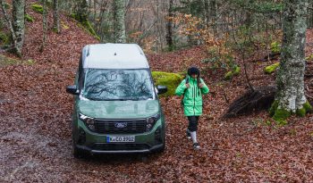Ford Tourneo Courier full