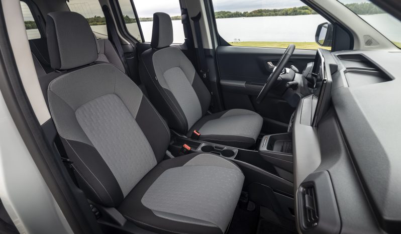 Ford Tourneo Courier full