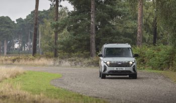 Ford Tourneo Courier full