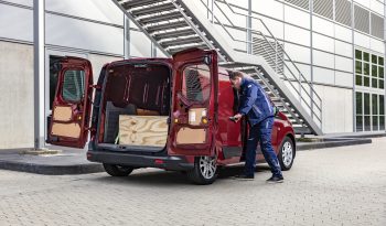 Ford Transit Connect lleno