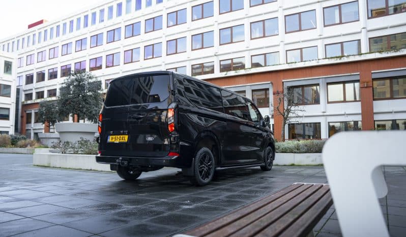 Ford Transit Custom full