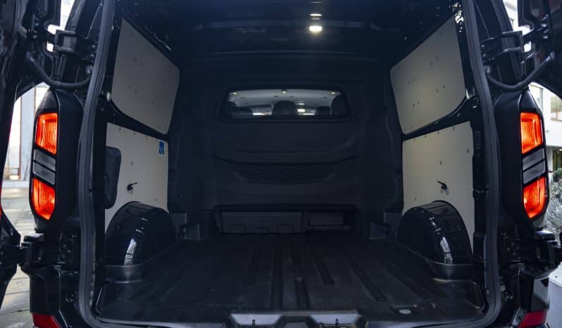 Ford Transit Custom full