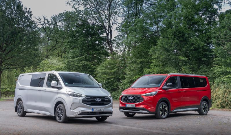 Ford Transit Custom full