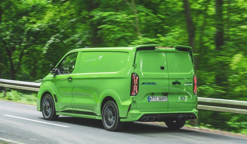 Ford Transit Custom full