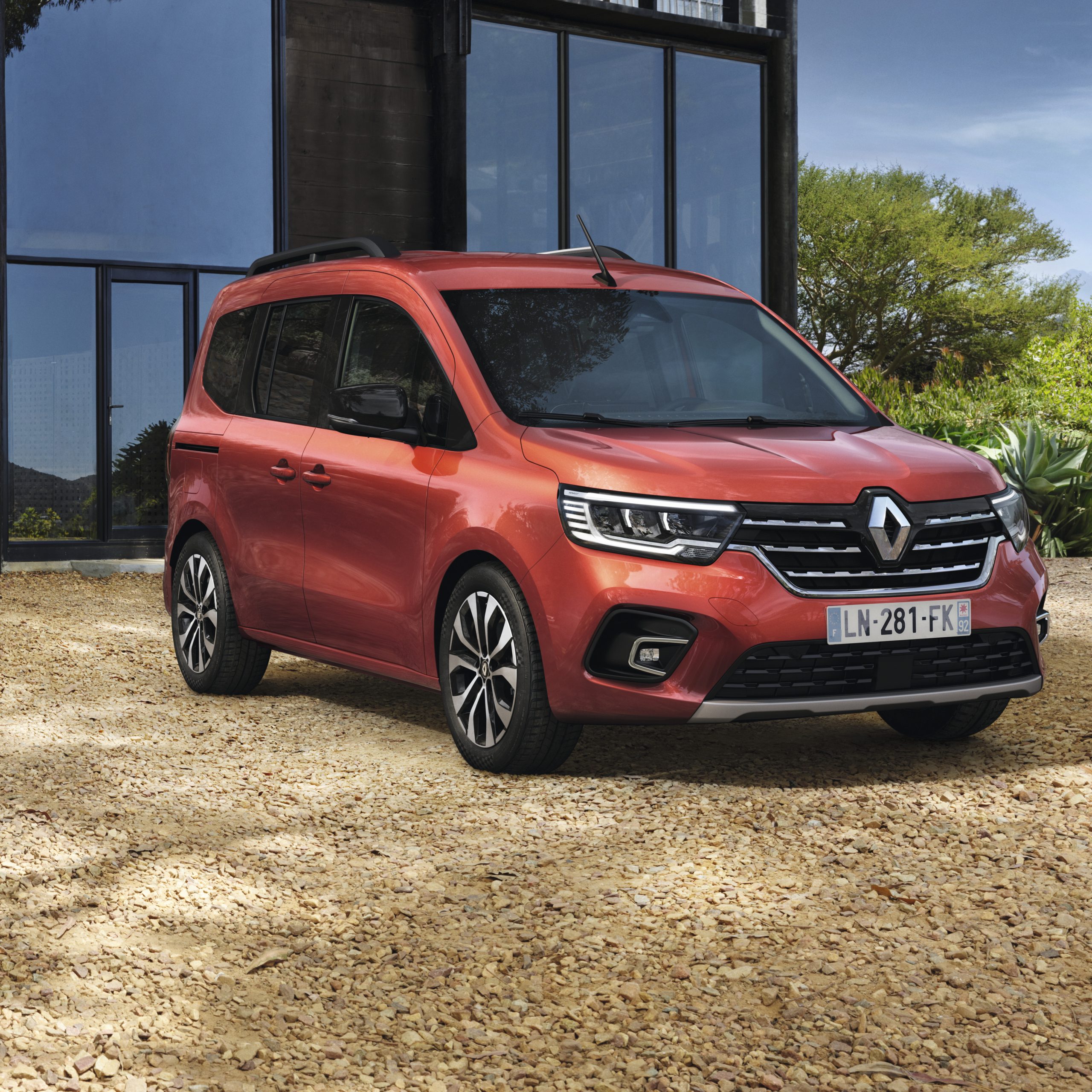 Precios Renault Kangoo 2024 - Todos los datos técnicos de Renault