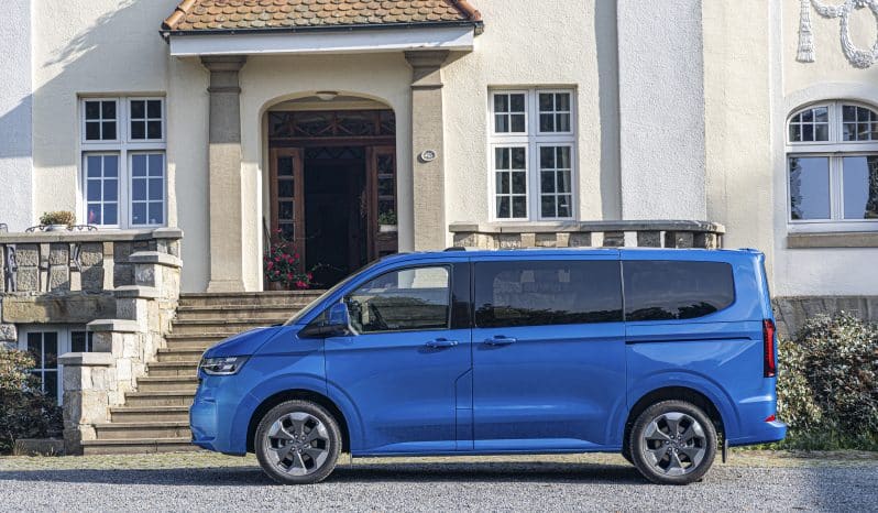 Volkswagen T7 Caravelle full