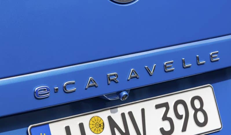 Volkswagen T7 Caravelle full