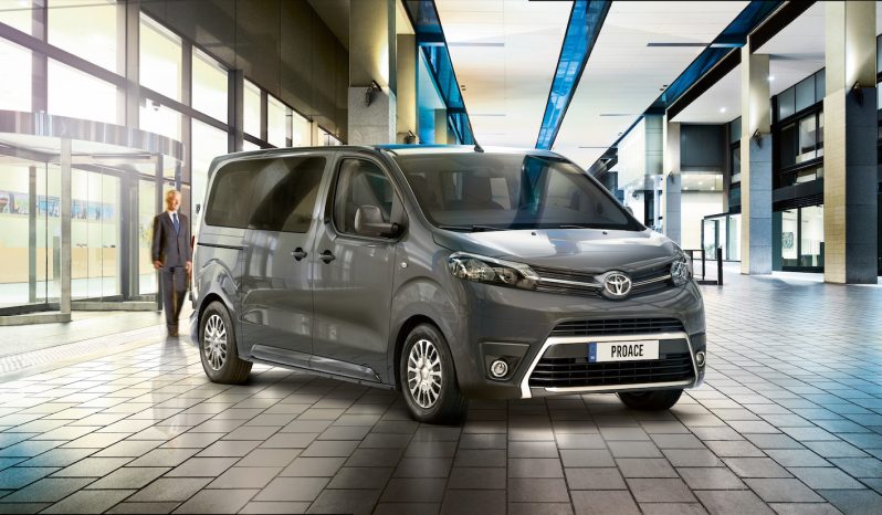 Toyota Proace lleno