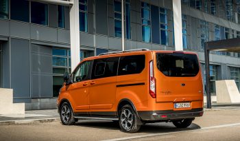 Ford Tourneo Custom lleno