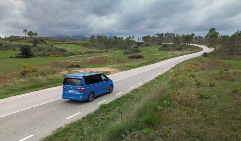 Volkswagen T7 California full