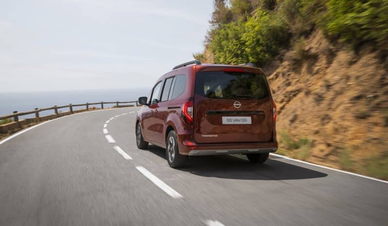 Nissan Townstar Combi Eléctrica full