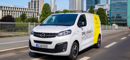 Opel Vivaro-e Hydrogen: eléctrico, 400 km de autonomía y carga en 3 minutos