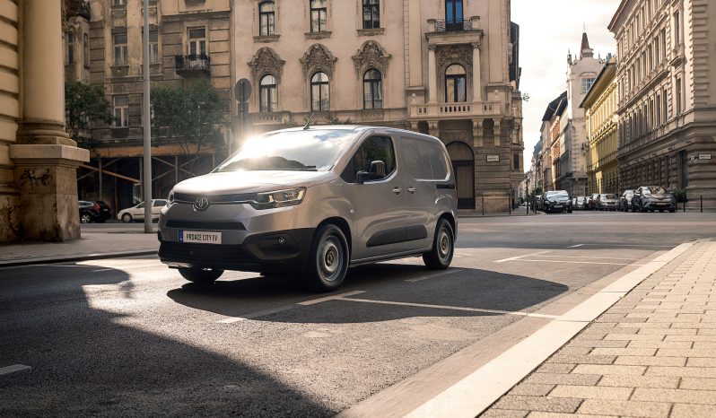 Toyota Proace City Electric lleno