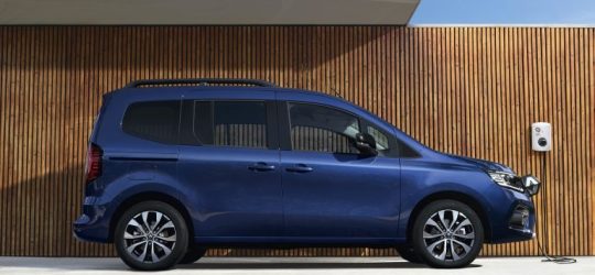 ¿Buscas una furgoneta eléctrica de última milla? Mira estas opciones que te sugerimos de Nissan, Peugeot y Renault