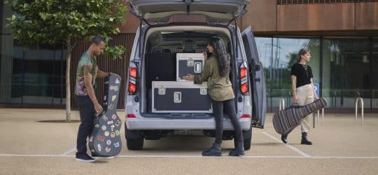 Las 5 furgonetas que mejor hacen de monovolumen en 2025