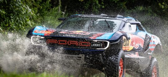 Listo y desarrollado el Ford Raptor T1+ con motor V8 y suspensiones avanzadas para rallyes y como objetivo claro el próximo Dakar