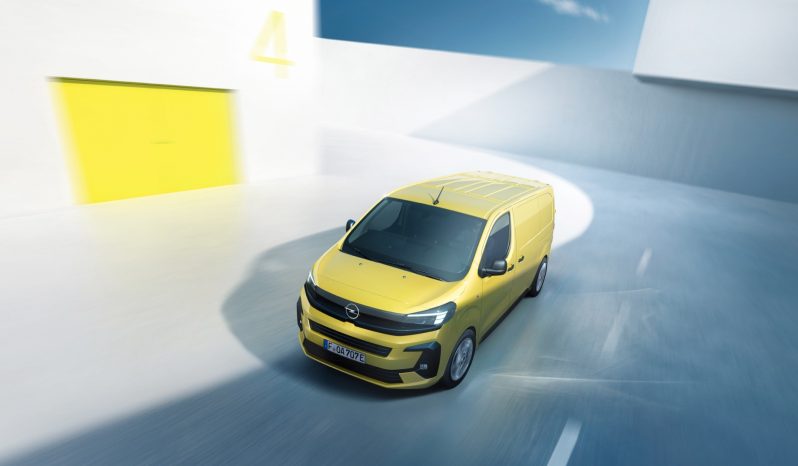 Opel Vivaro Electric full