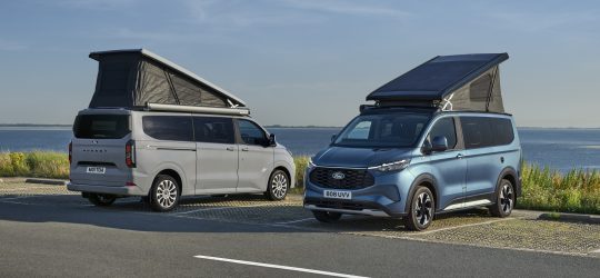 Nuevas Ford Transit Custom Nugget: más distancia entre ejes, propulsión híbrida enchufable o tracción total en el Salón de la Caravana de Düsseldorf