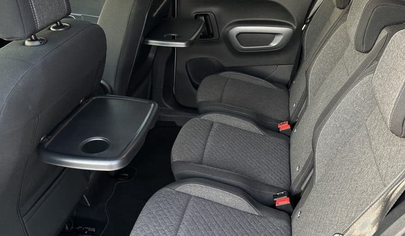 Opel Combo Electric full