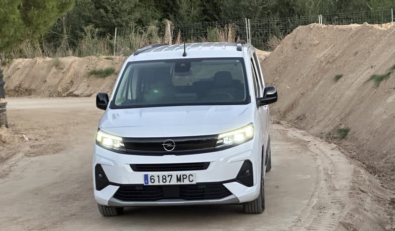 Opel Combo Electric full