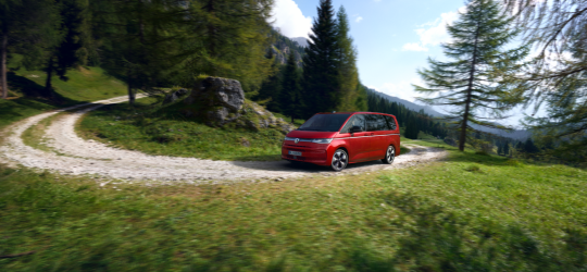 Volkswagen sube el listón de la tracción híbrida enchufable con el innovador sistema eHybrid 4MOTION en la Multivan y California