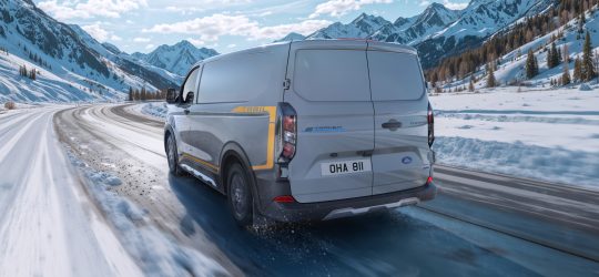 Ford E-Transit Custom AWD: electrificación sin límites para los profesionales que exigen tracción, capacidad y soluciones reales
