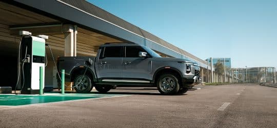 Santana 400 PHEV y 400D: el renacimiento del todoterreno español con tecnología híbrida y alma de trabajo