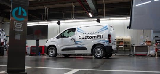 De fábrica, a medida y con garantía: Stellantis lanza CustomFit para transformar cada vehículo comercial a cada negocio