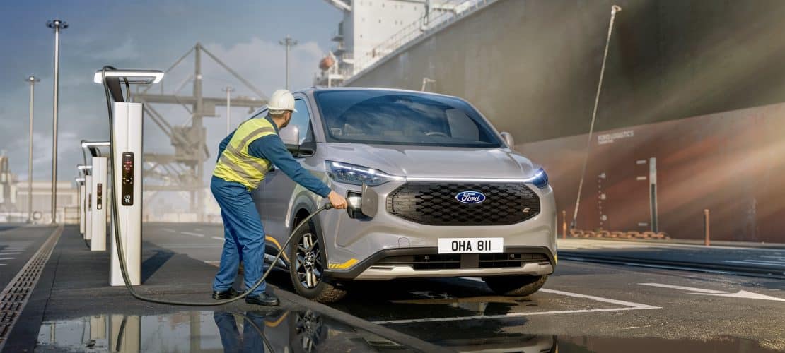 Novedades para la Ford E-Transit Custom AWD: más autonomía, más tracción y más capacidad de trabajo