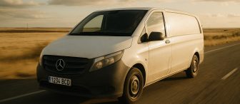 Mercedes-Benz Vito: Poglobljena analiza srednje velikega kombija, ki ga mala in srednje velika podjetja izberejo, ko je zanesljivost nepogrešljiva