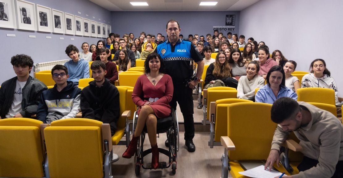 Renault Trafic: análisis del furgón mediano que se ha ganado a fontaneros, instaladores y pequeñas empresas