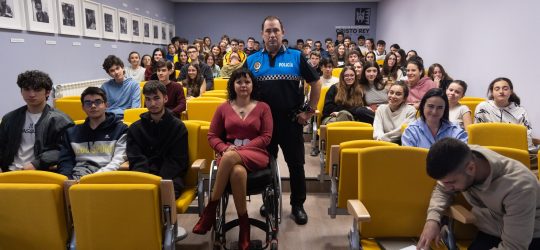 Renault Trafic: análisis del furgón mediano que se ha ganado a fontaneros, instaladores y pequeñas empresas