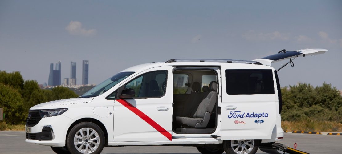 Ford Adapta incorpora la Tourneo Connect Eurotaxi en su gama