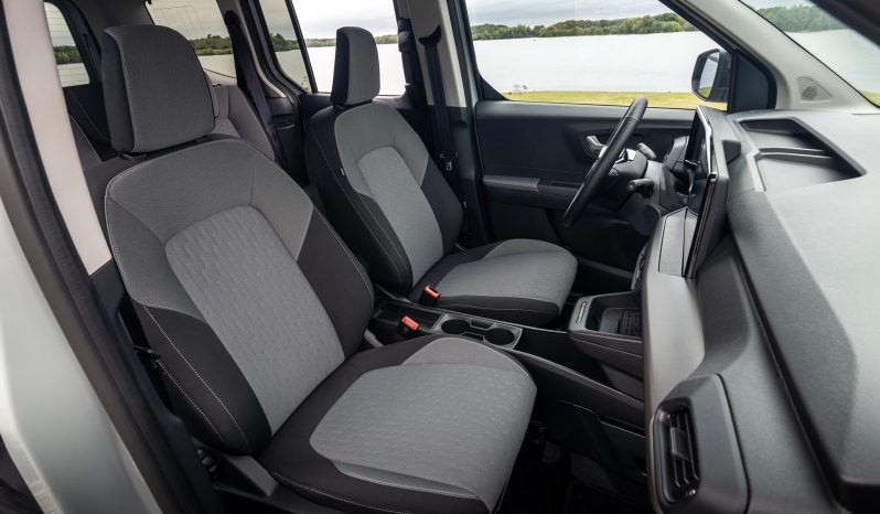 Ford Tourneo Courier full