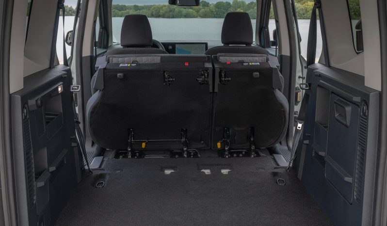 Ford Tourneo Courier full
