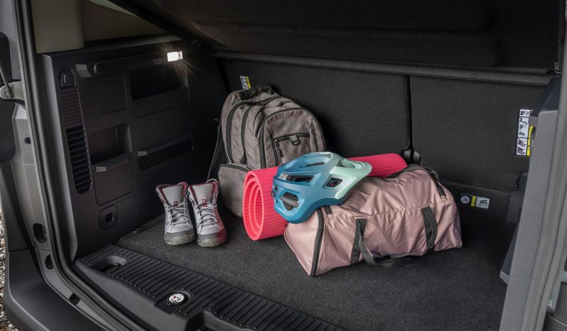 Ford Tourneo Courier full