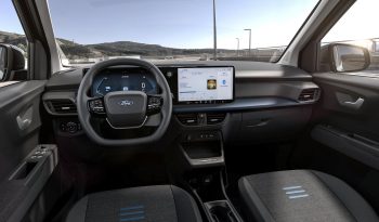 Ford E-Tourneo Courier full