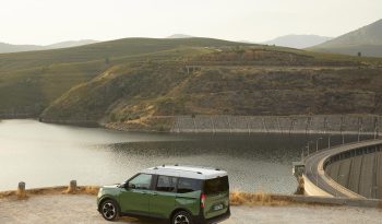 Ford Tourneo Courier full