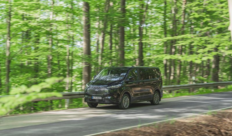 Ford Tourneo Custom full