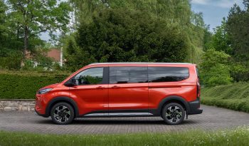 Ford Tourneo Custom full