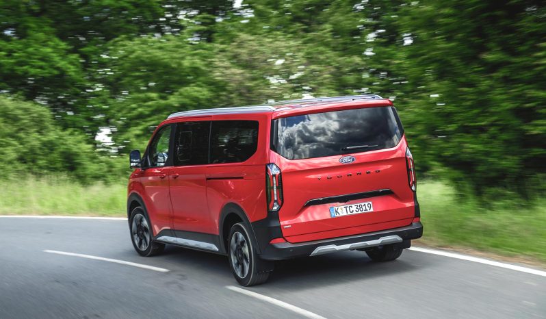 Ford Tourneo Custom full